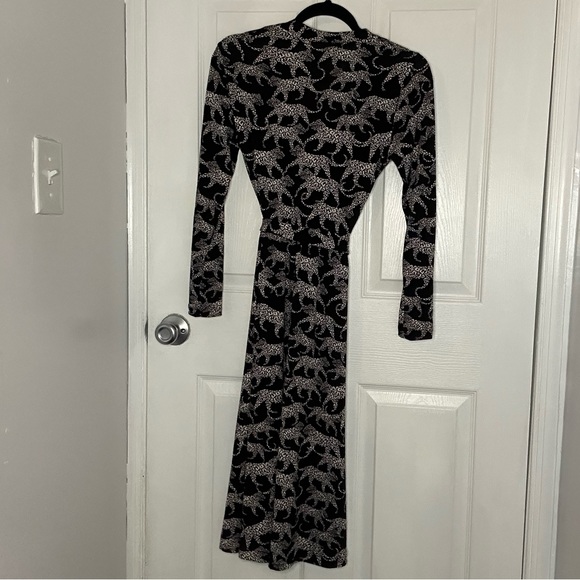 H&M Black and White Leopard Dress with Tie Belt - Picture 2 of 5